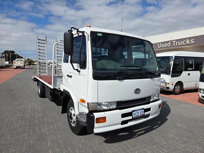 2005 UD Mk240 Beavertail And Ramps