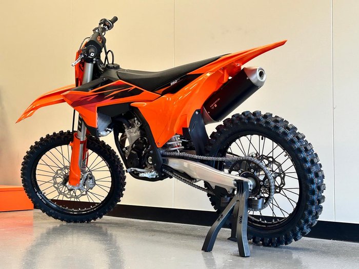 2026 KTM 350 SX-F SX-F Orange