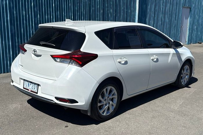 2016 Toyota Corolla Ascent Sport