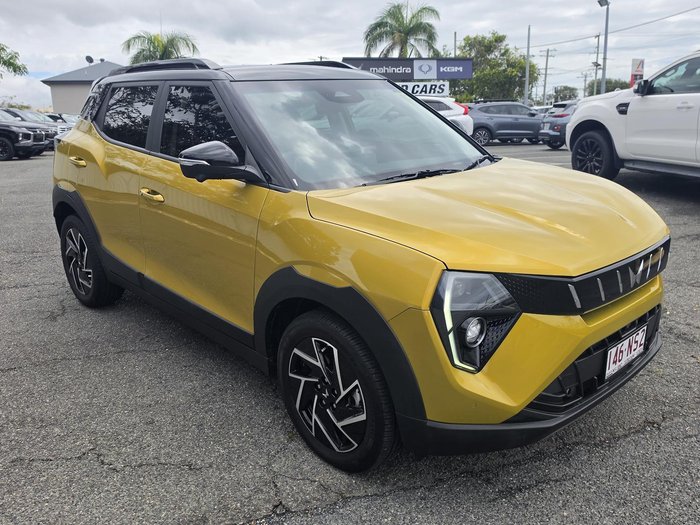 2025 Mahindra XUV3XO AX7L