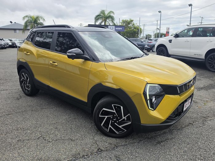 2025 Mahindra XUV3XO