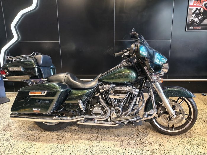 Harley-Davidson Street Glide Special 114 (FLHXS) Touring