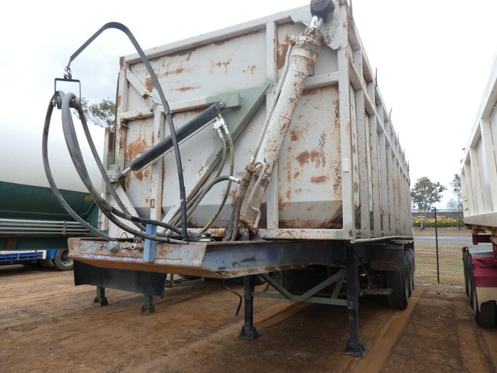 1979 Freighter SIDE TIPPER