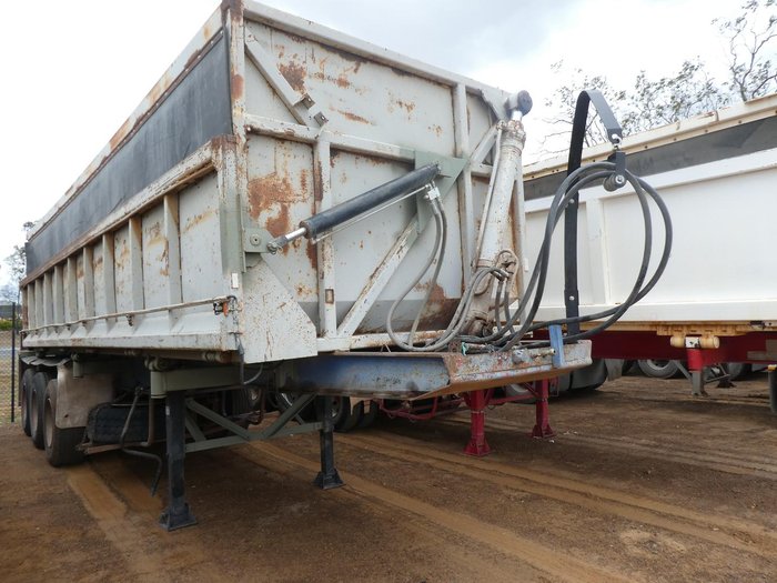 1979 Freighter SIDE TIPPER