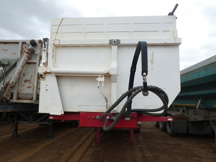 2004 GTE SIDE TIPPER