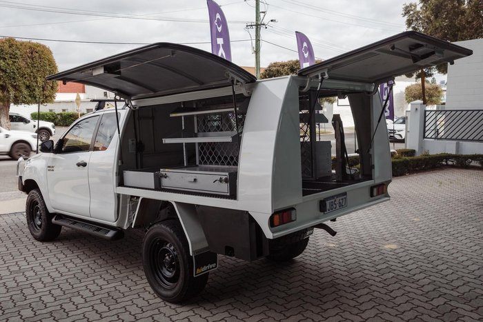 2019 Toyota Hilux SR
