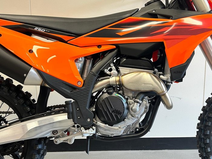 2026 KTM 250 SX-F SX-F Orange