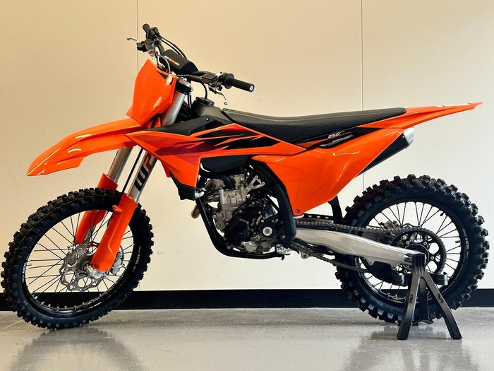 2026 KTM 250 SX-F SX-F Orange