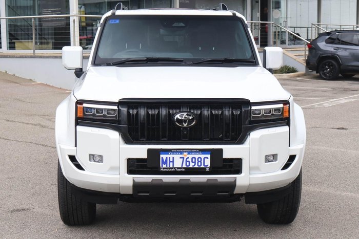 2026 Toyota Landcruiser Prado
