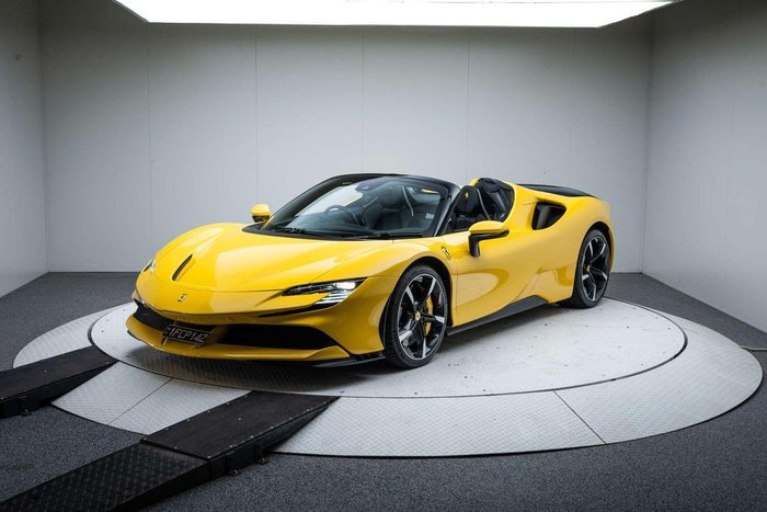 2022 Ferrari SF90 Spider