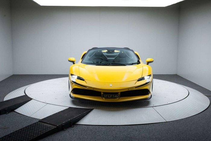 2022 Ferrari SF90 Spider