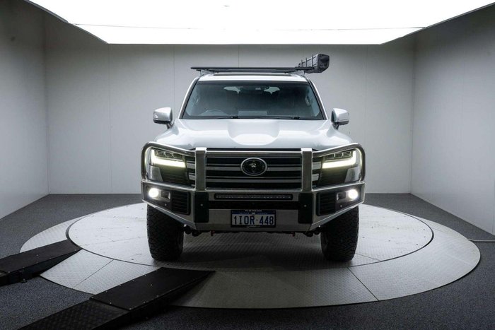 2021 Toyota Landcruiser VX