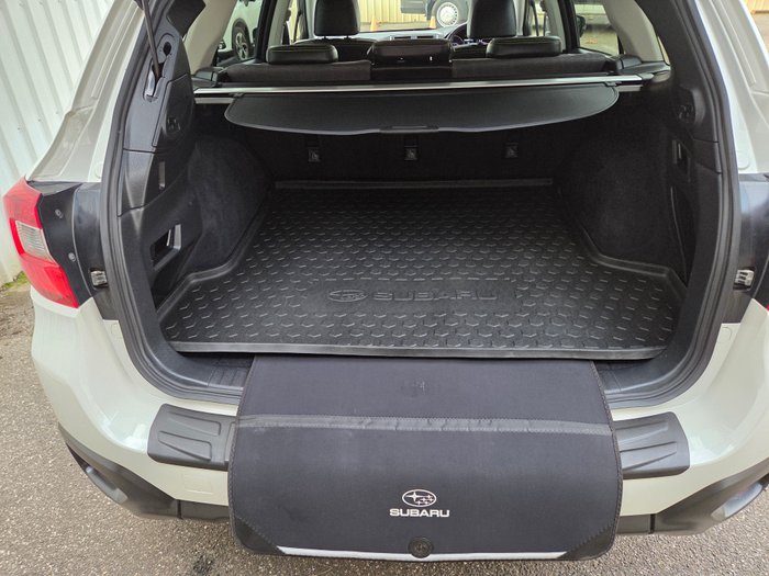 2020 SUBARU OUTBACK X WHITE