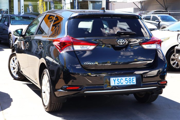 2017 Toyota Corolla Ascent Sport