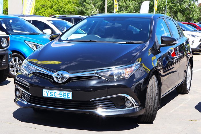2017 Toyota Corolla Ascent Sport