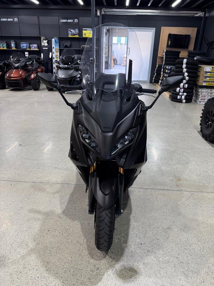 2024 Yamaha TMAX 560