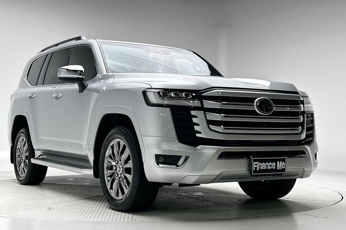 2023 Toyota Landcruiser Sahara ZX