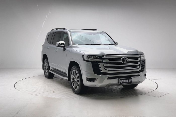 2023 Toyota Landcruiser Sahara ZX