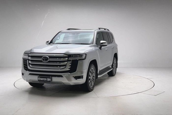 2023 Toyota Landcruiser Sahara ZX
