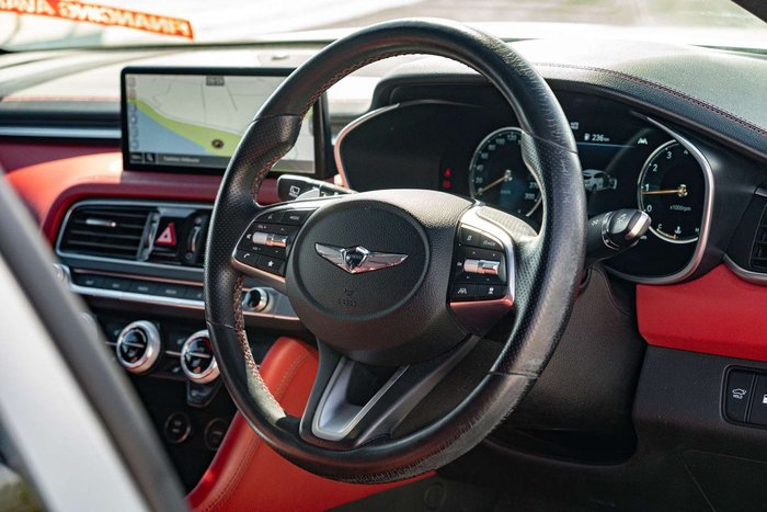 2021 Genesis G70