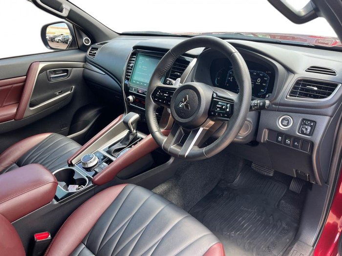 2024 Mitsubishi Pajero Sport GSR