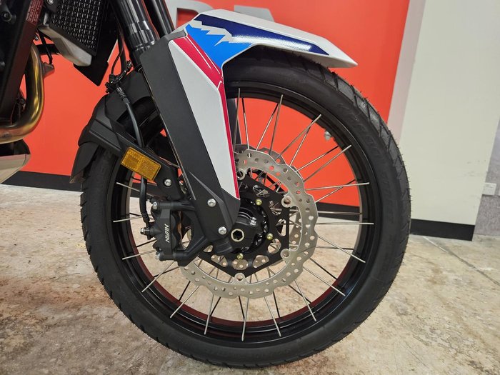 2025 Honda Africa Twin ES (CRF1100A3) Africa Twin White