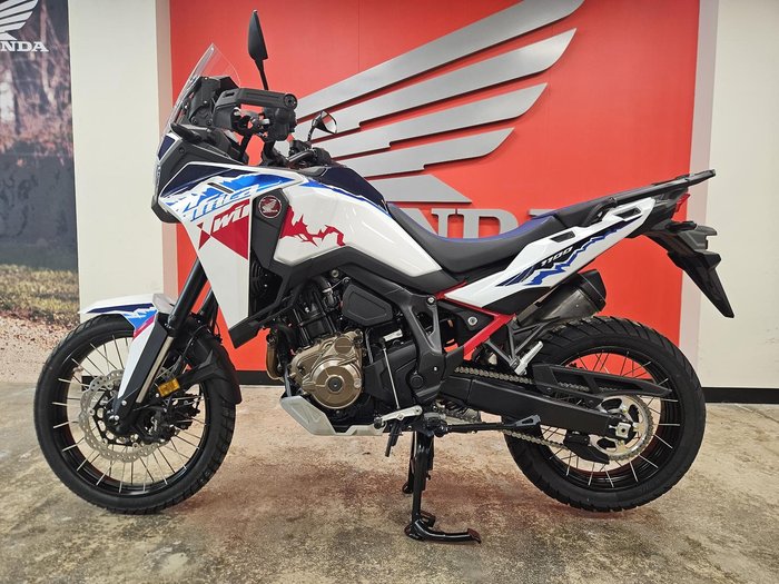 2025 Honda Africa Twin ES (CRF1100A3) Africa Twin White
