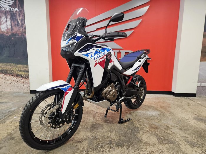 2025 Honda Africa Twin ES (CRF1100A3) Africa Twin White