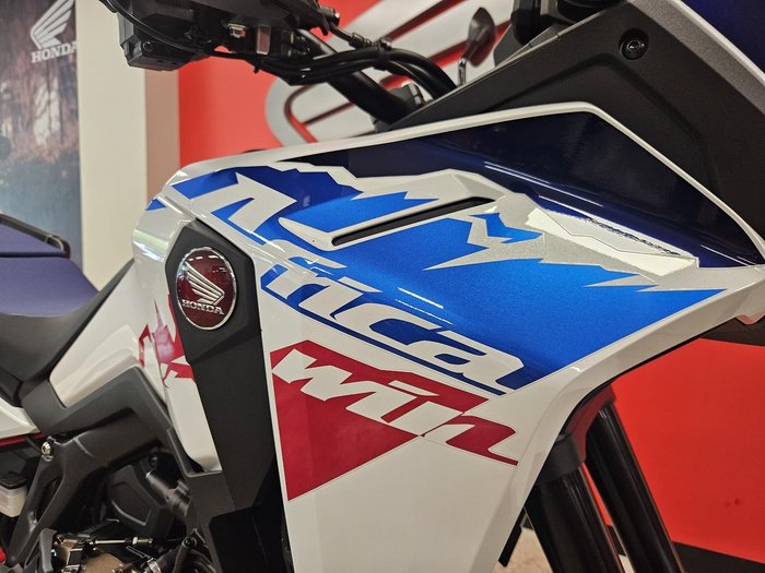 2025 Honda Africa Twin ES (CRF1100A3) Africa Twin White