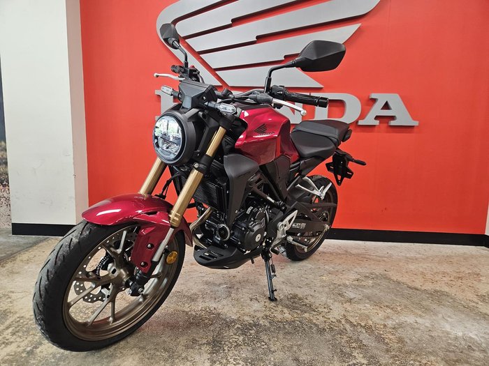 2023 Honda CB300R (CB300RA) CB300 Red