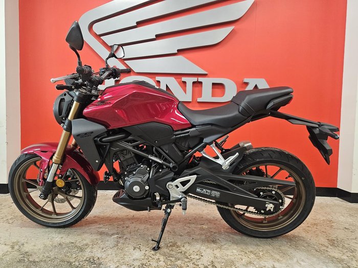 2023 Honda CB300R (CB300RA) CB300 Red