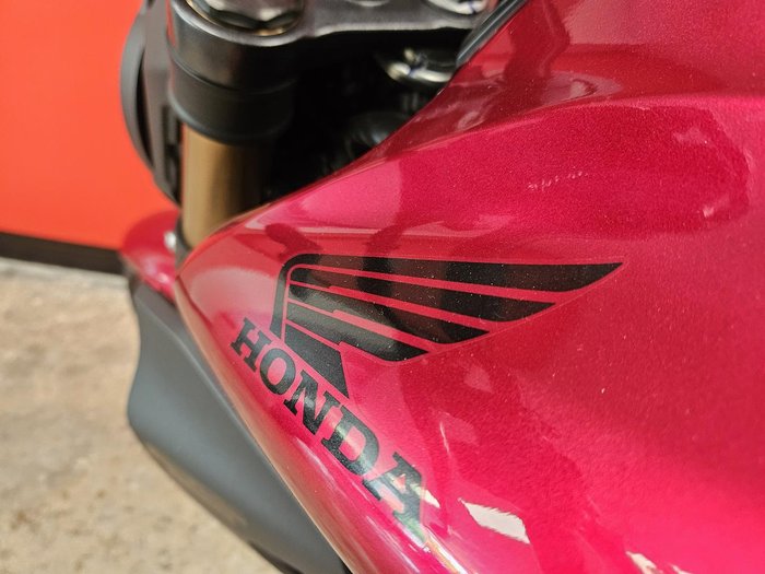 2023 Honda CB300R (CB300RA) CB300 Red