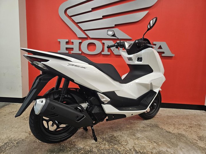 2025 Honda PCX 125 PCX White