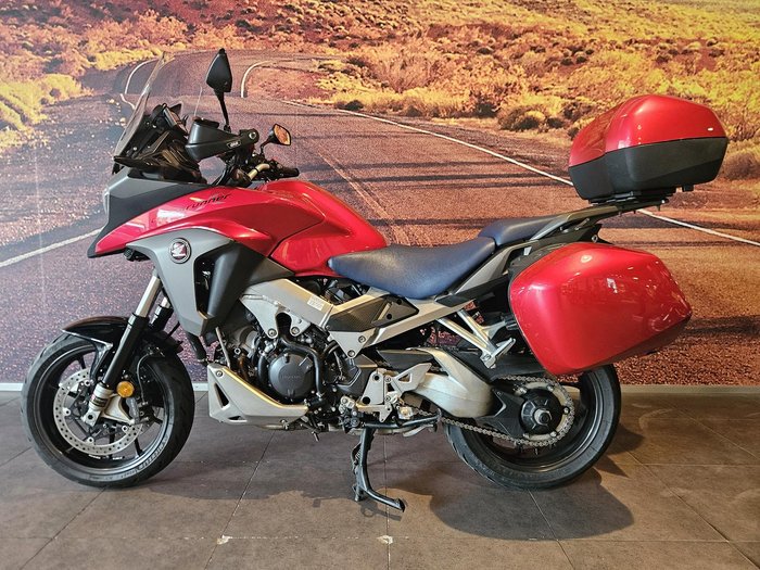 2015 Honda VFR800X (Crossrunner) Crossrunner Red