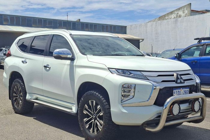 2021 Mitsubishi Pajero Sport