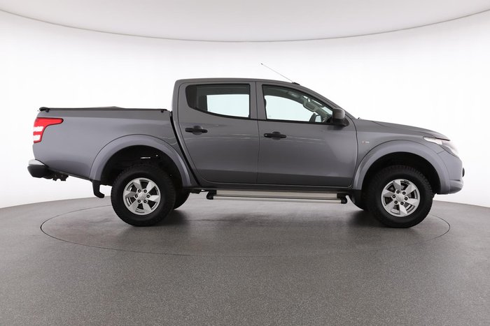 2017 Mitsubishi Triton GLS
