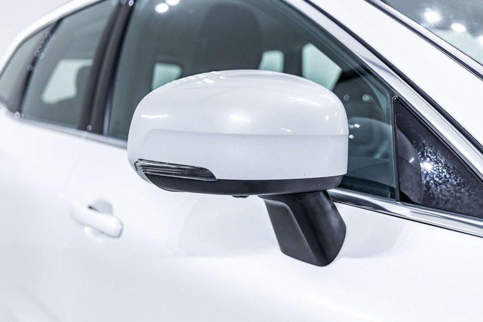 2023 Volvo XC60 Plus B5