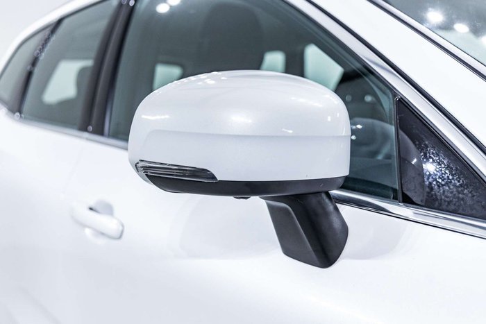 2023 Volvo XC60 Plus B5