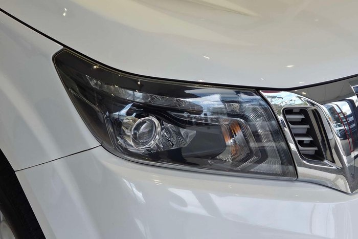 2020 Nissan Navara SL