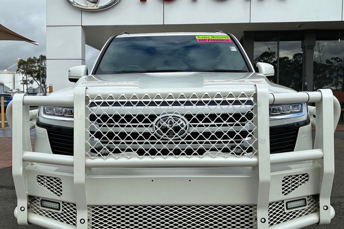 2022 Toyota Landcruiser VX