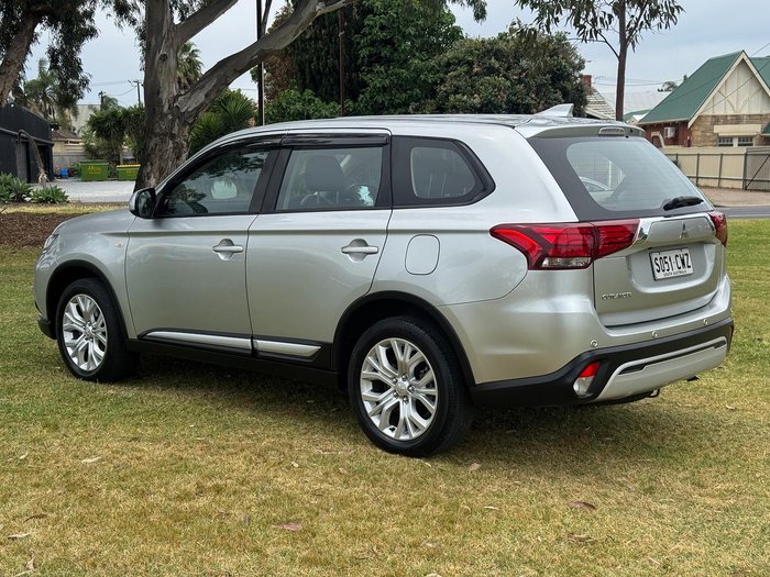 2020 Mitsubishi Outlander ES ZL MY21 AWD Sterling Silver