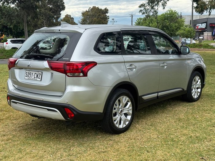 2020 Mitsubishi Outlander ES ZL MY21 AWD Sterling Silver