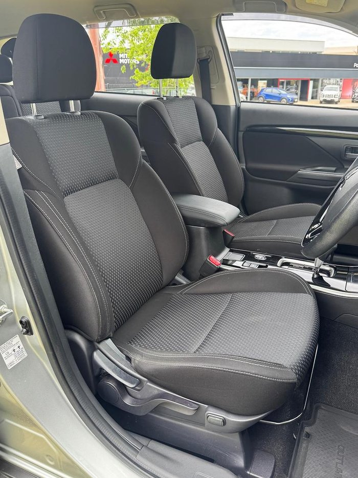 2020 Mitsubishi Outlander ES ZL MY21 AWD Sterling Silver