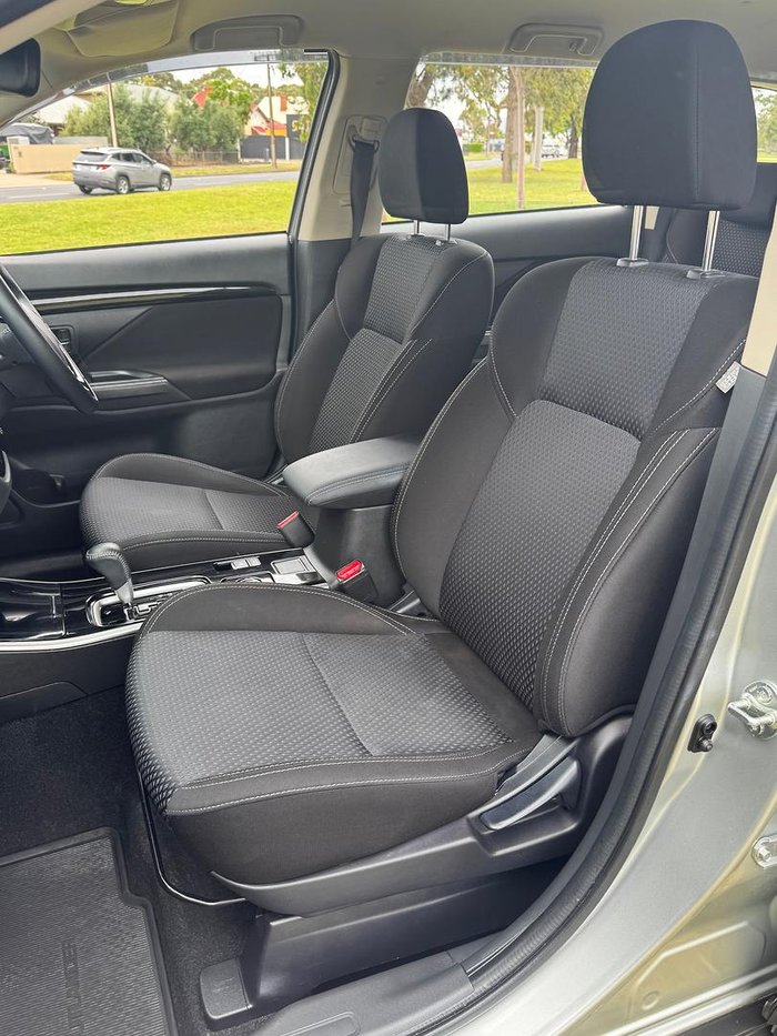2020 Mitsubishi Outlander ES ZL MY21 AWD Sterling Silver