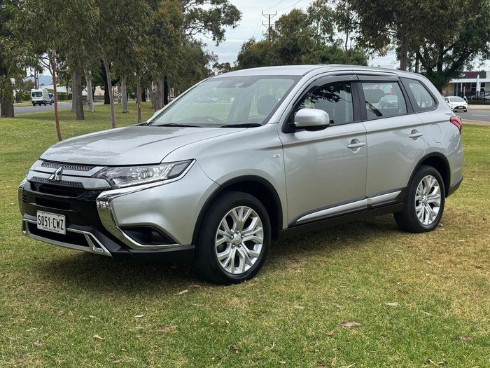2020 Mitsubishi Outlander ES ZL MY21 AWD Sterling Silver