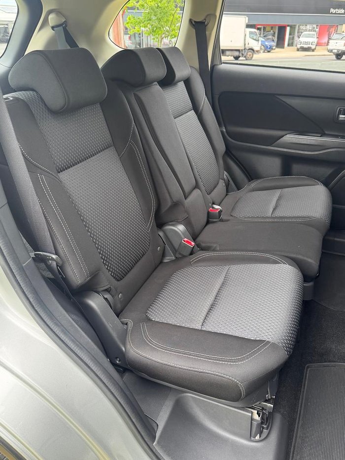 2020 Mitsubishi Outlander ES ZL MY21 AWD Sterling Silver