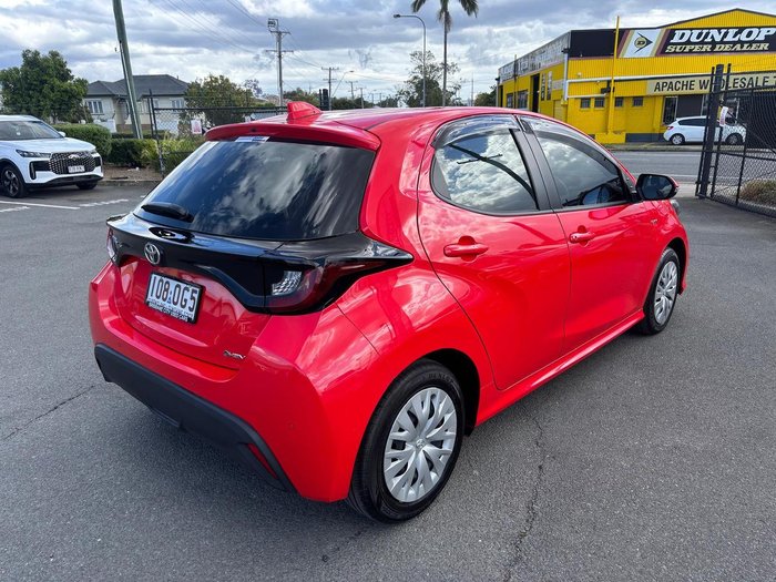 2025 Toyota Yaris Ascent Sport Hybrid