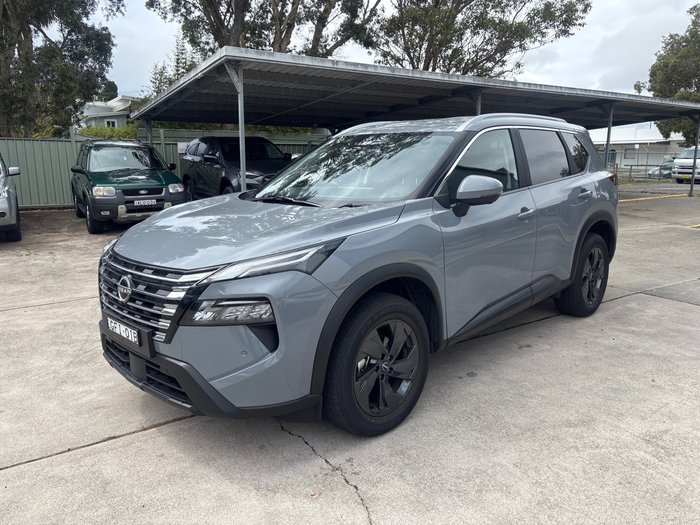2025 Nissan X-TRAIL ST-L