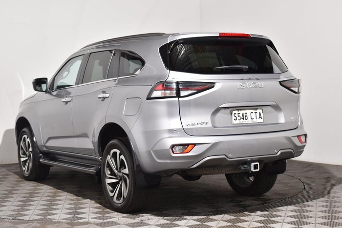 2022 Isuzu MU-X LS-T