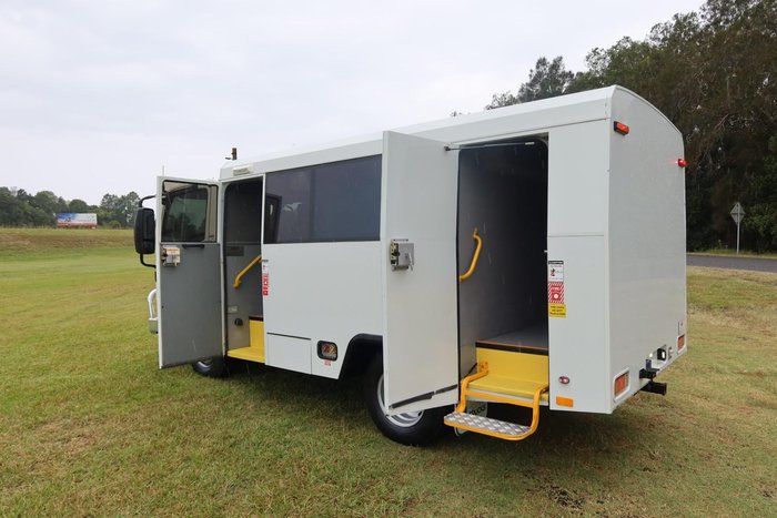 2022 Isuzu Nls 45-150 Awd